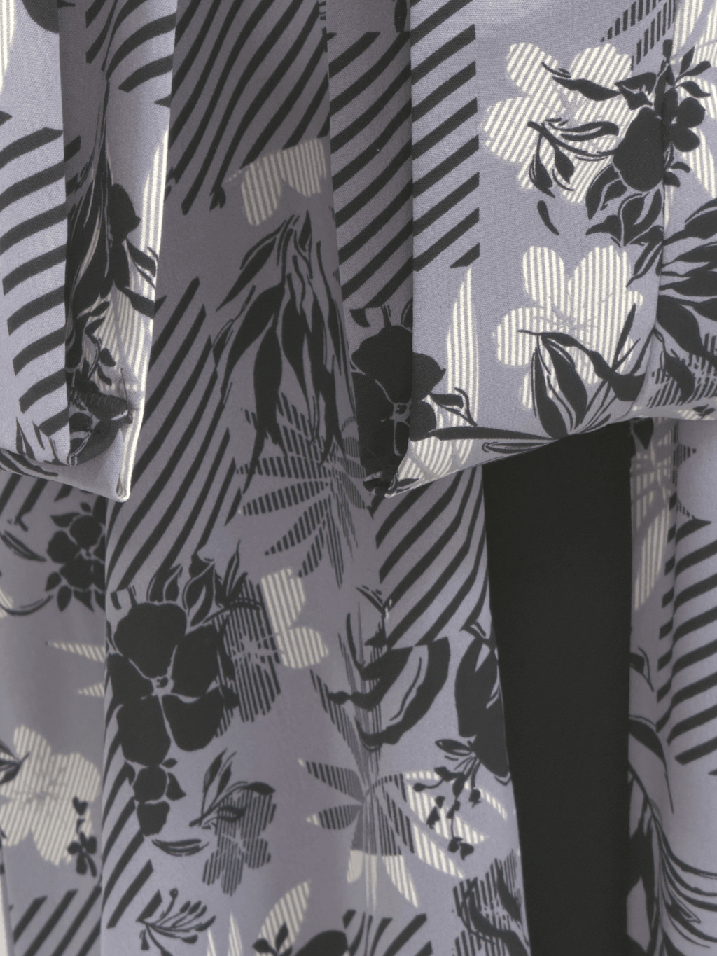 ZW 402 Grey Floral Darra Outfit | Elegant Printed Daraa with Modern Floral Pattern